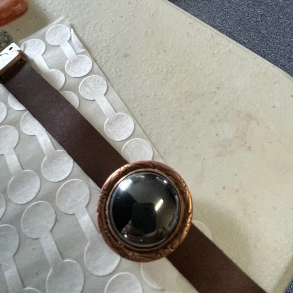 Elegant Brown Leather Bracelet with Copper Accent
